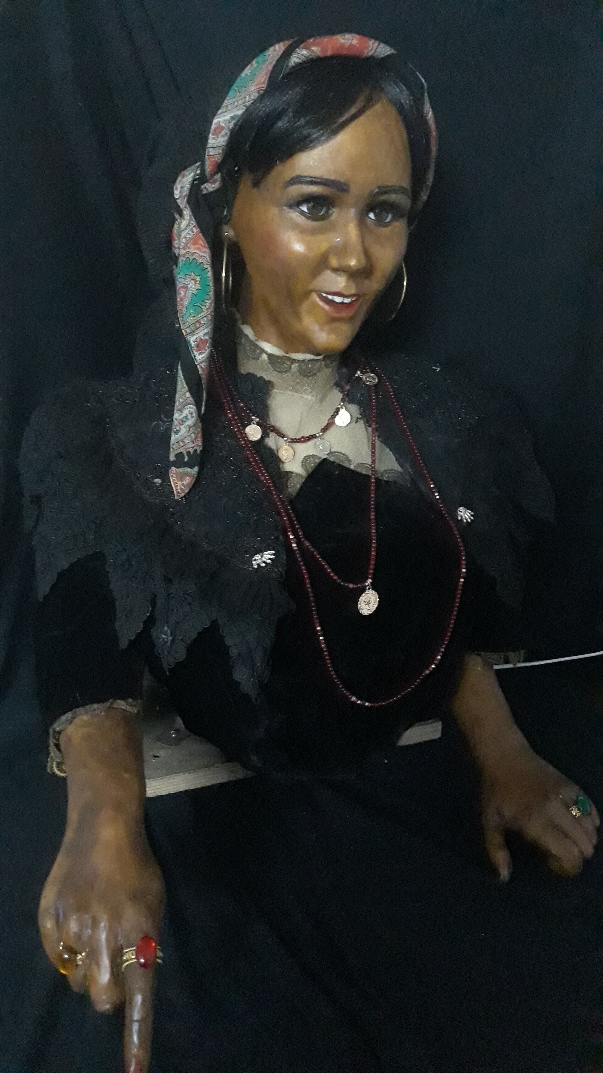 Sculpture tête en cire