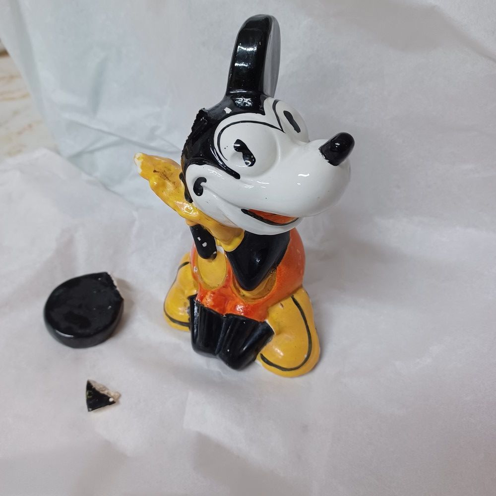 restauration de céramique tirelire Mickey walt disney années 30