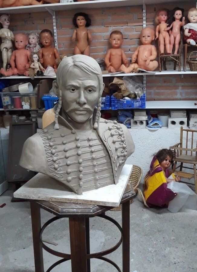 Hussard sculpture en cours