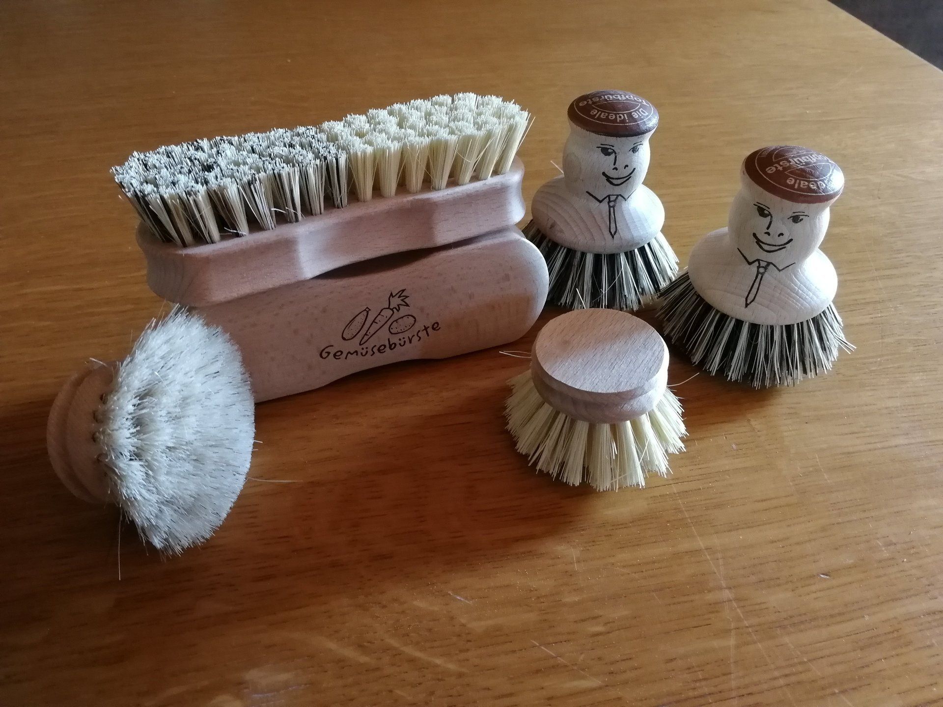 Topf- und Gemüsebürsten