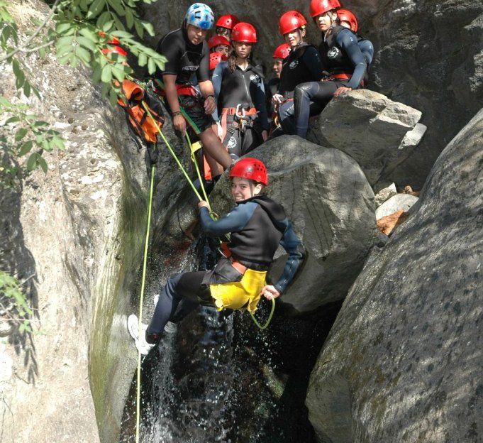 Campamento deportes de aventura - Barranquismo