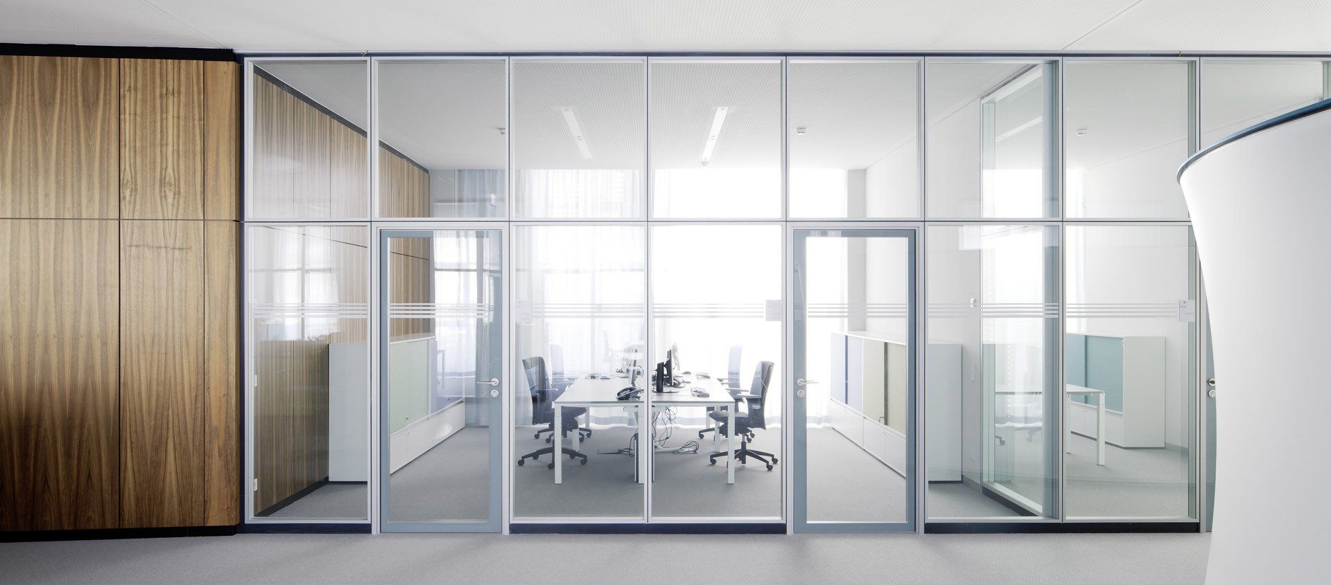 V8 Werbeagentur Nürnberg Ziller Erscheinungsbild