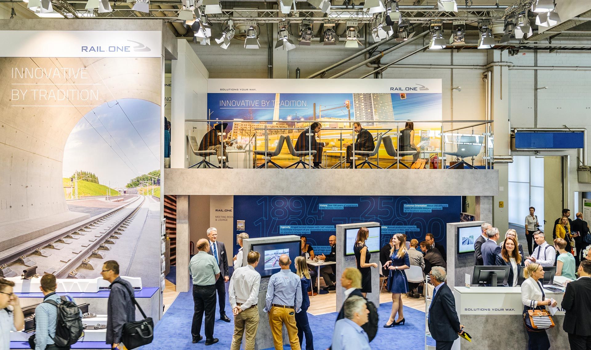 V8 Werbeagentur Nürnberg RAIL.ONE Messegestaltung Innotrans
