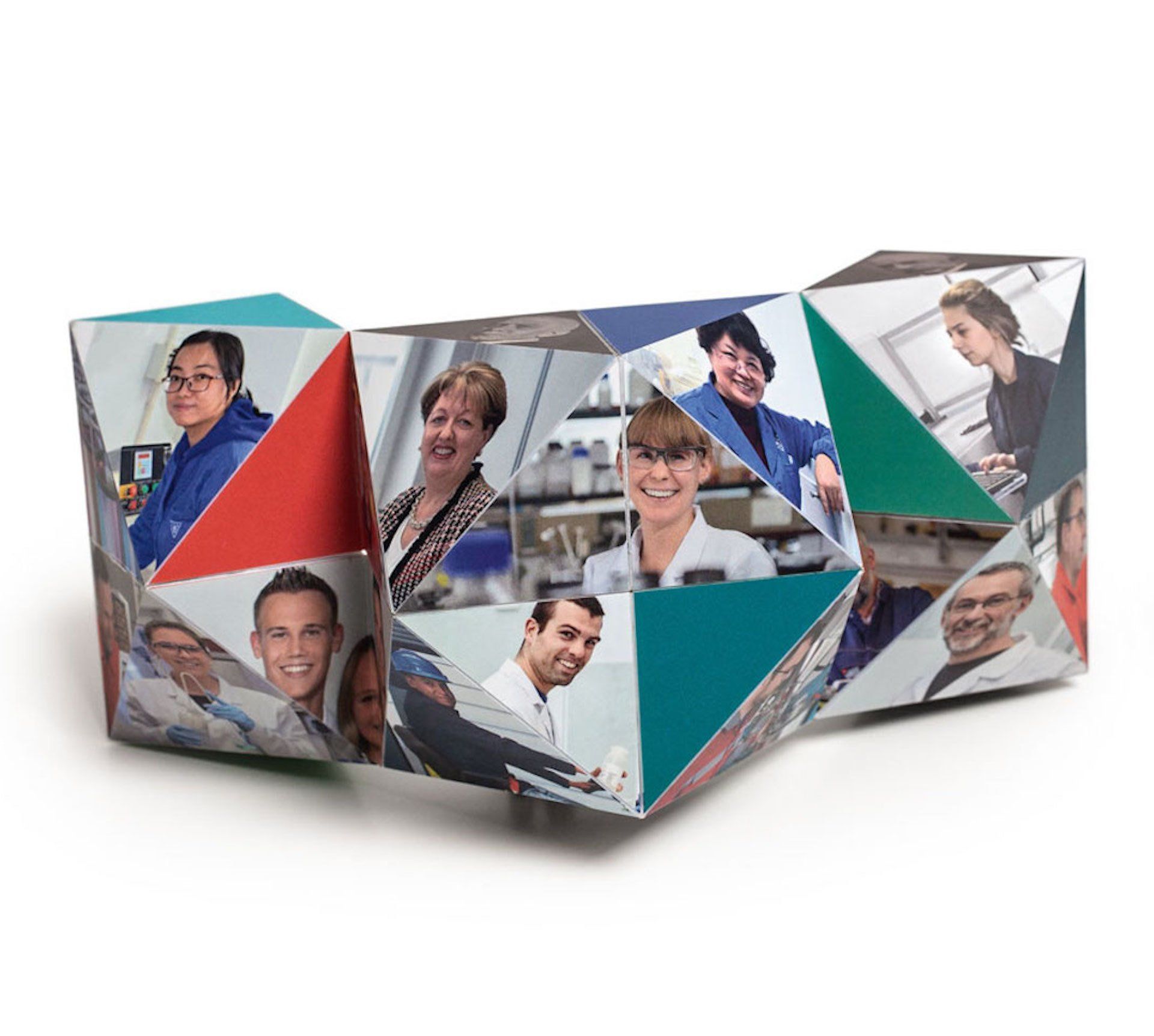 V8 Werbeagentur, Nürnberg, Motor für Marken, Zschimmer & Schwarz, Broschüren, Flyer, Leaflets, Produktbroschüren