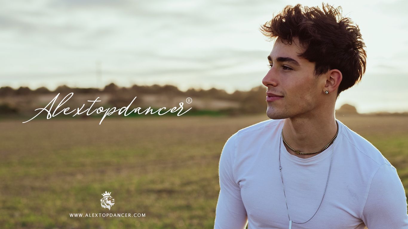 alex mandon rey actor, performer y modelo español