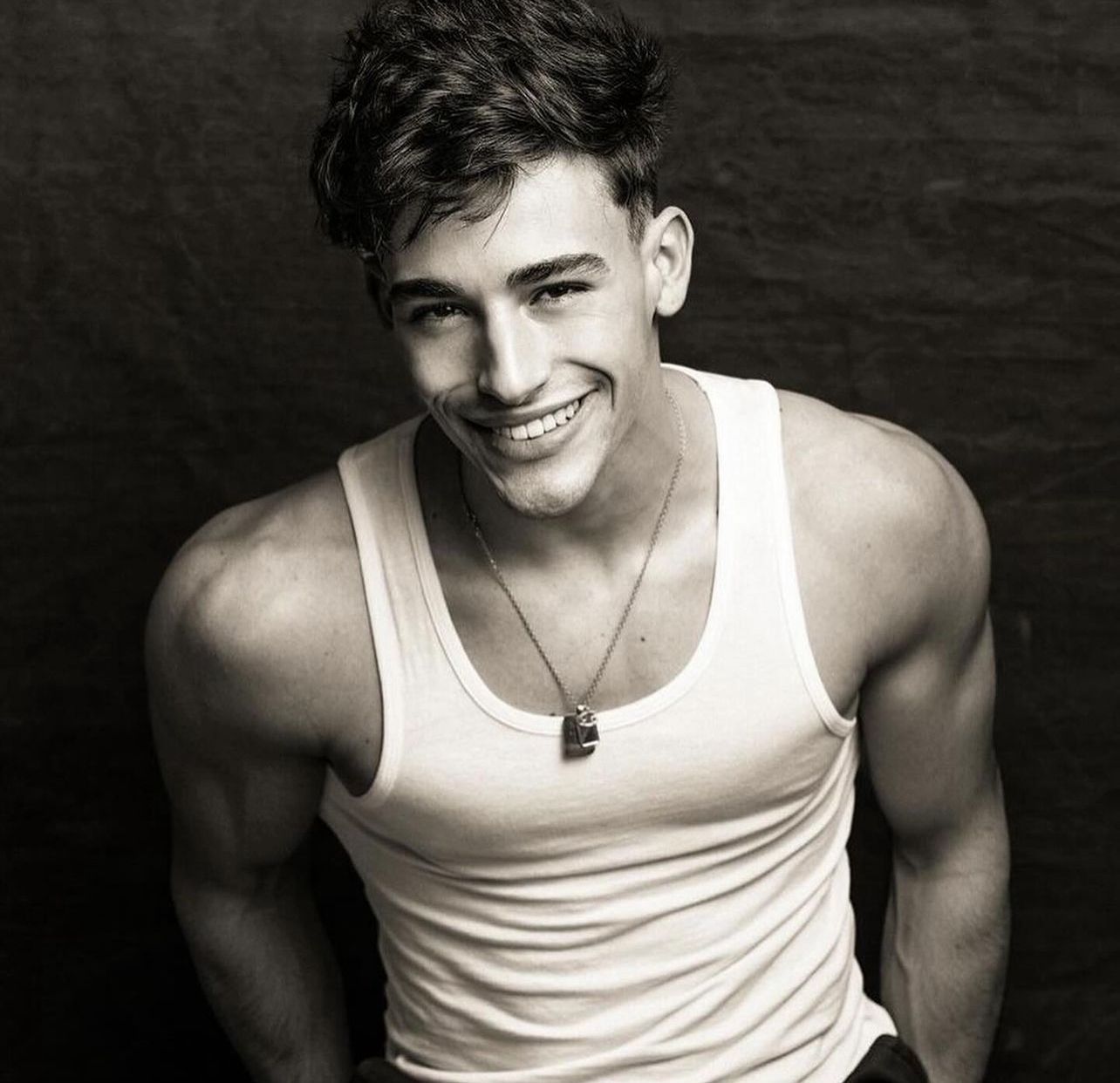 Alex Mandon Rey actor, modelo y performer español.