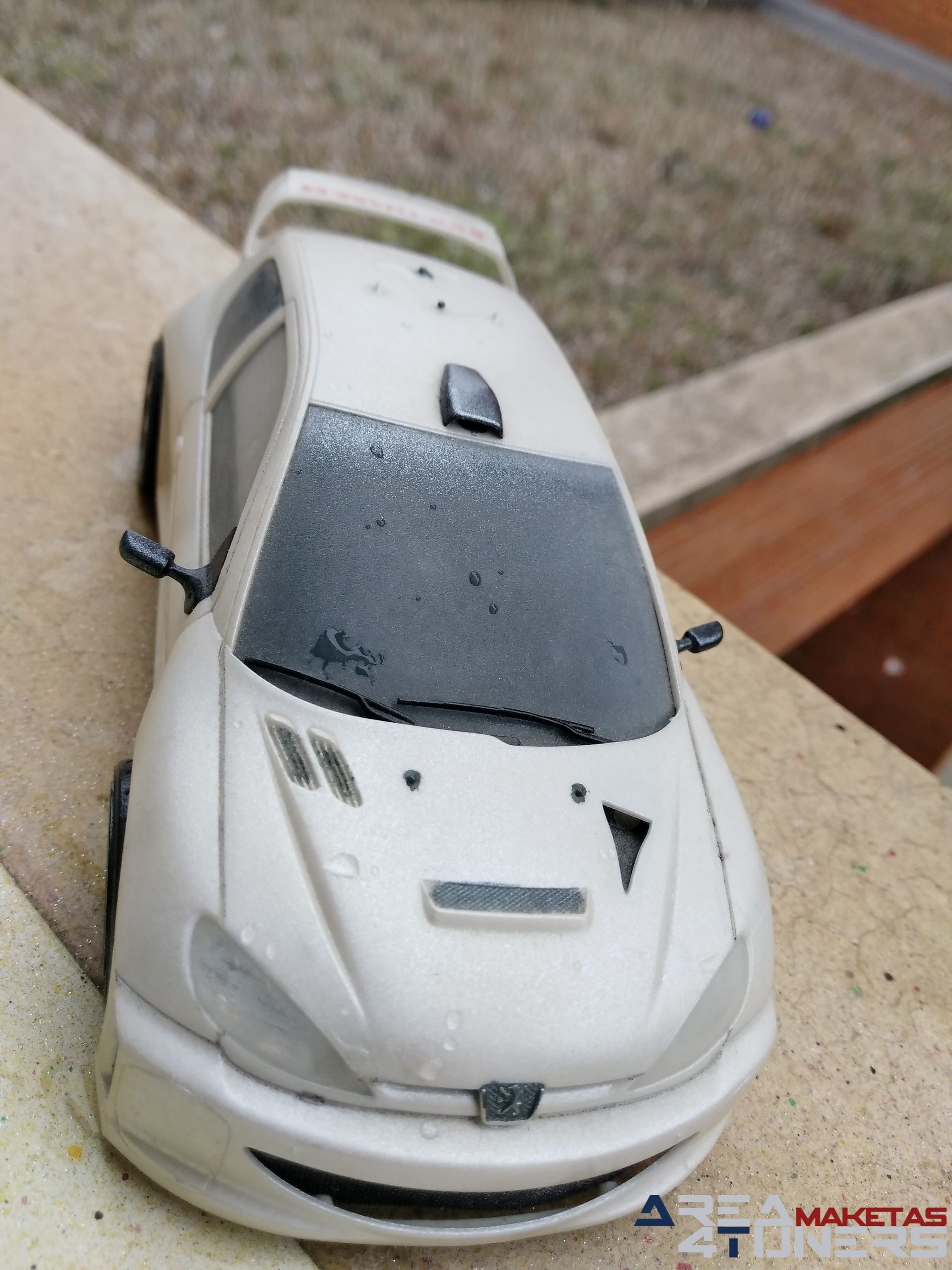 Reportaje maqueta Tuning Peugeot 206 Ghost Imagen perteneciente al reportaje fotográfico de la revista Tuning de publicación diaria Area4tuners.es sobre una maqueta Tuning 1:24 Peugeot 206