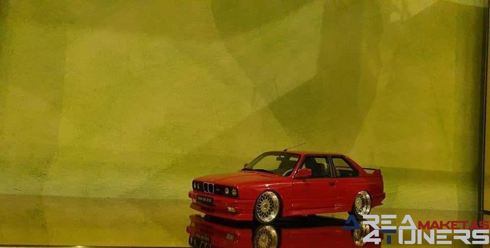 Reportaje maqueta Tuning Bmw M3 E30 Eme3Ever Imagen perteneciente al reportaje fotográfico de la revista Tuning de publicación diaria Area4tuners.es sobre una maqueta Tuning 1:18 Bmw M3 E30