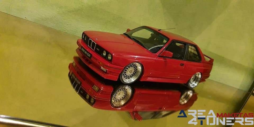 Reportaje maqueta Tuning Bmw M3 E30 Eme3Ever Imagen perteneciente al reportaje fotográfico de la revista Tuning de publicación diaria Area4tuners.es sobre una maqueta Tuning 1:18 Bmw M3 E30