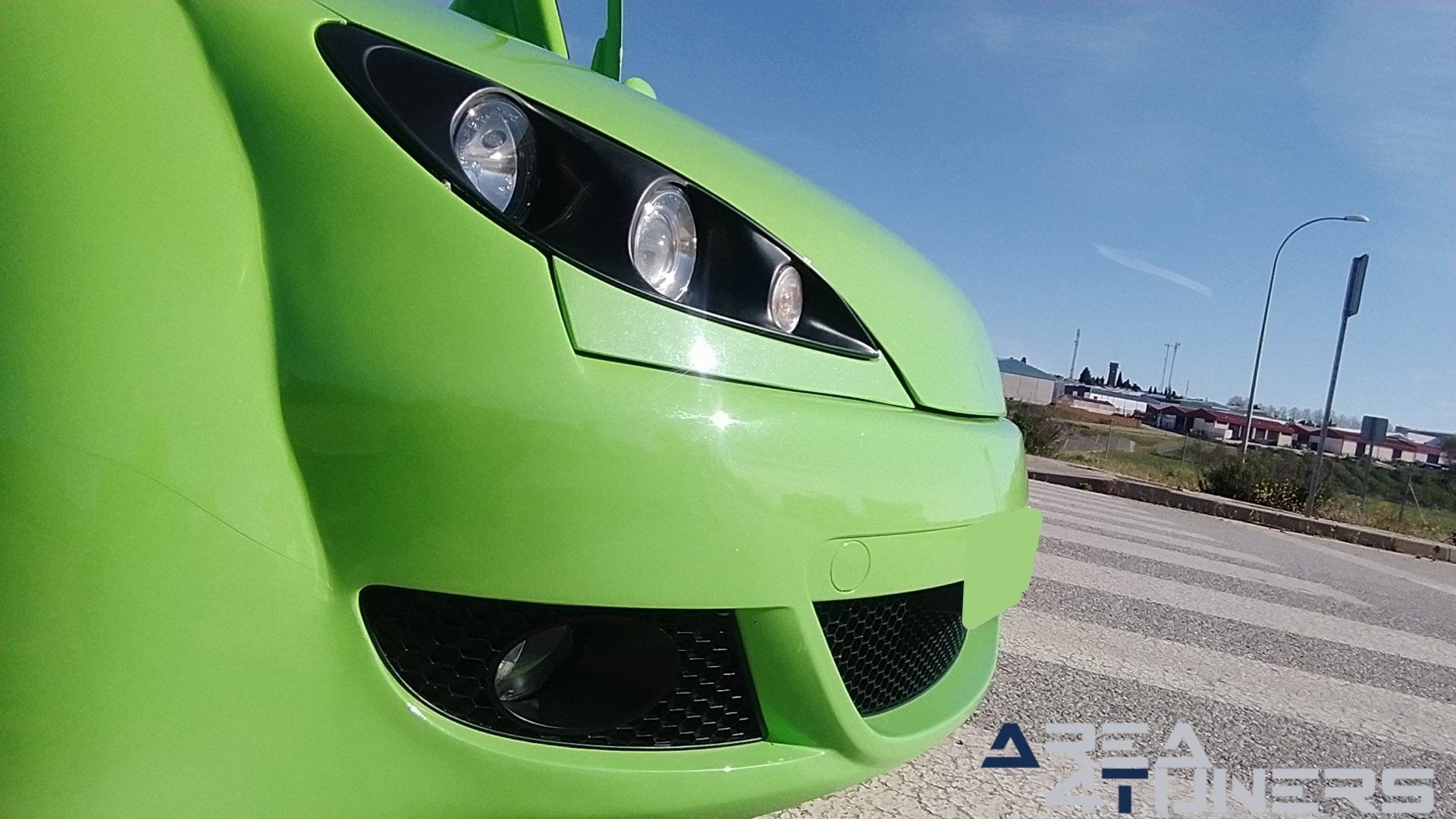 Imagen reportaje coche Tuning Peugeot 206 Mantis Imagen perteneciente al reportaje sobre coche Tuning, de la revista Area4tuners sobre un Peugeot 206