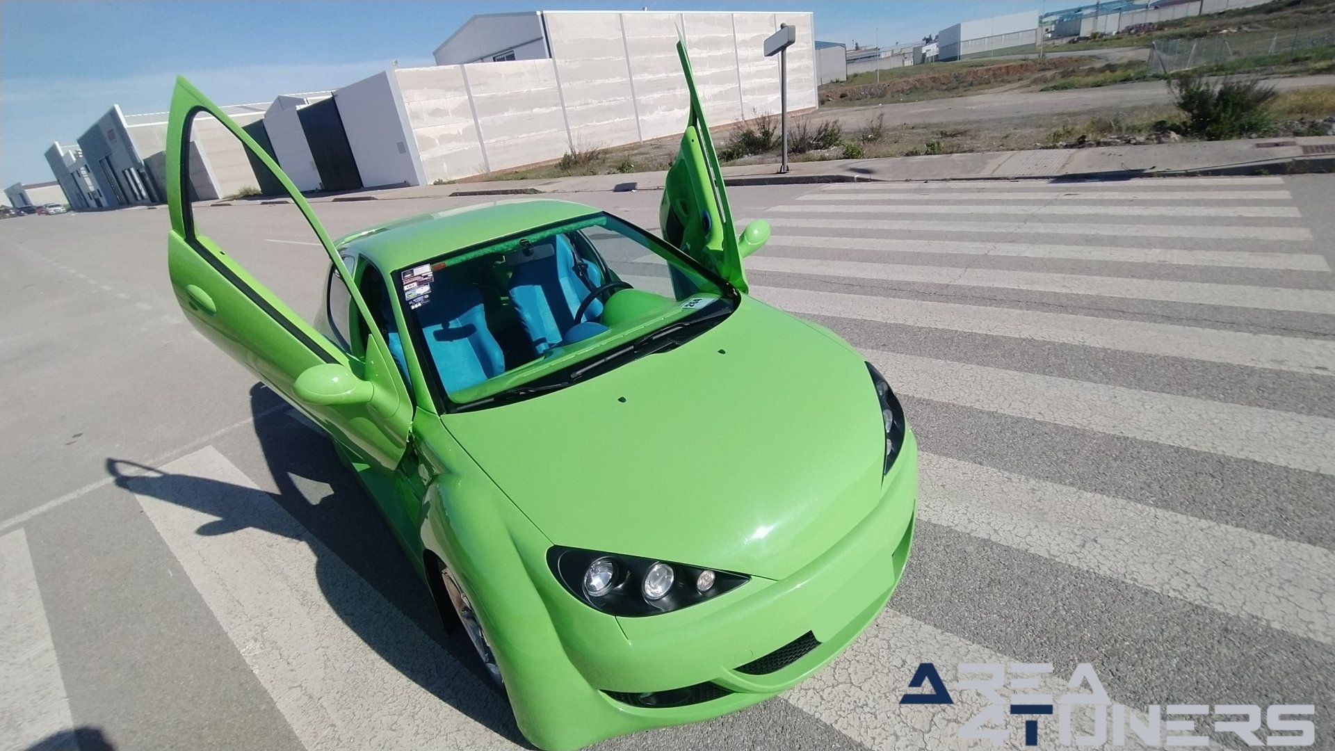 Imagen reportaje coche Tuning Peugeot 206 Mantis Imagen perteneciente al reportaje sobre coche Tuning, de la revista Area4tuners sobre un Peugeot 206