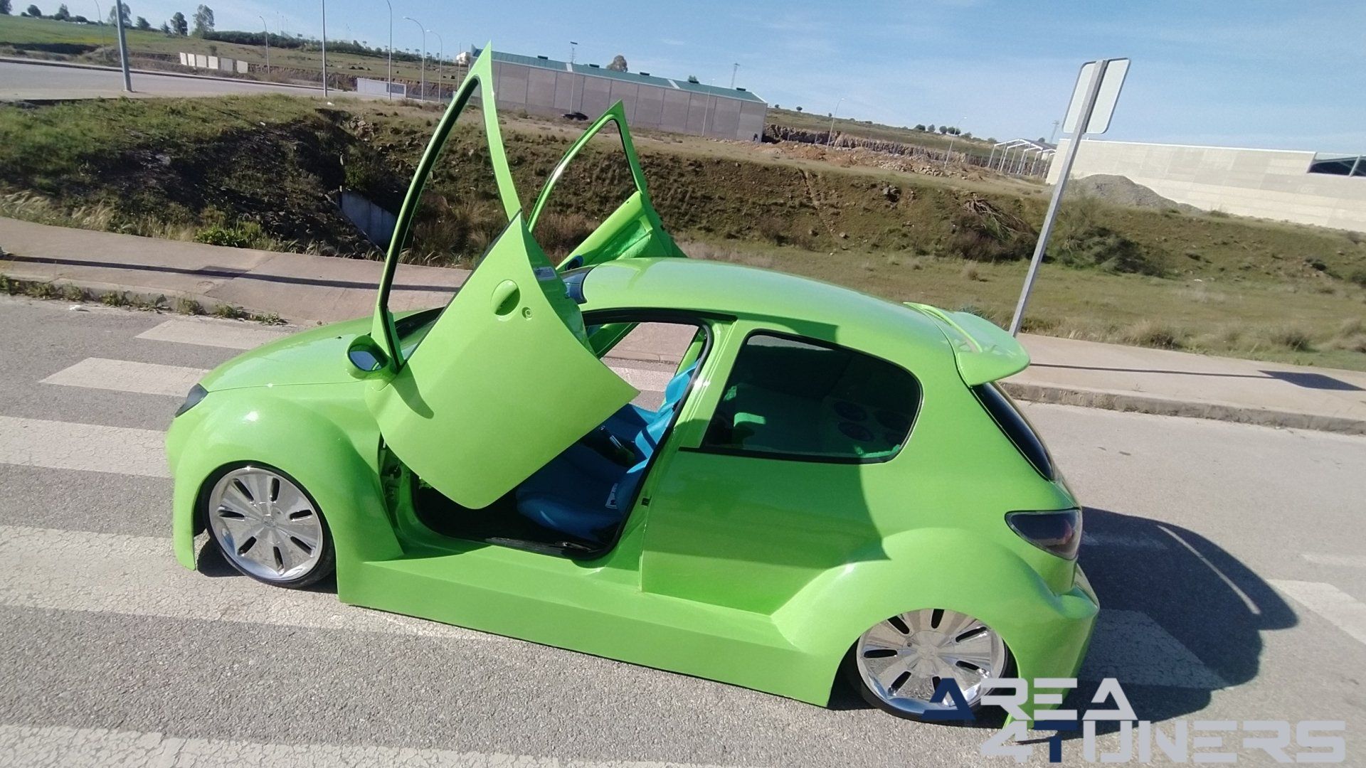 Imagen reportaje coche Tuning Peugeot 206 Mantis Imagen perteneciente al reportaje sobre coche Tuning, de la revista Area4tuners sobre un Peugeot 206