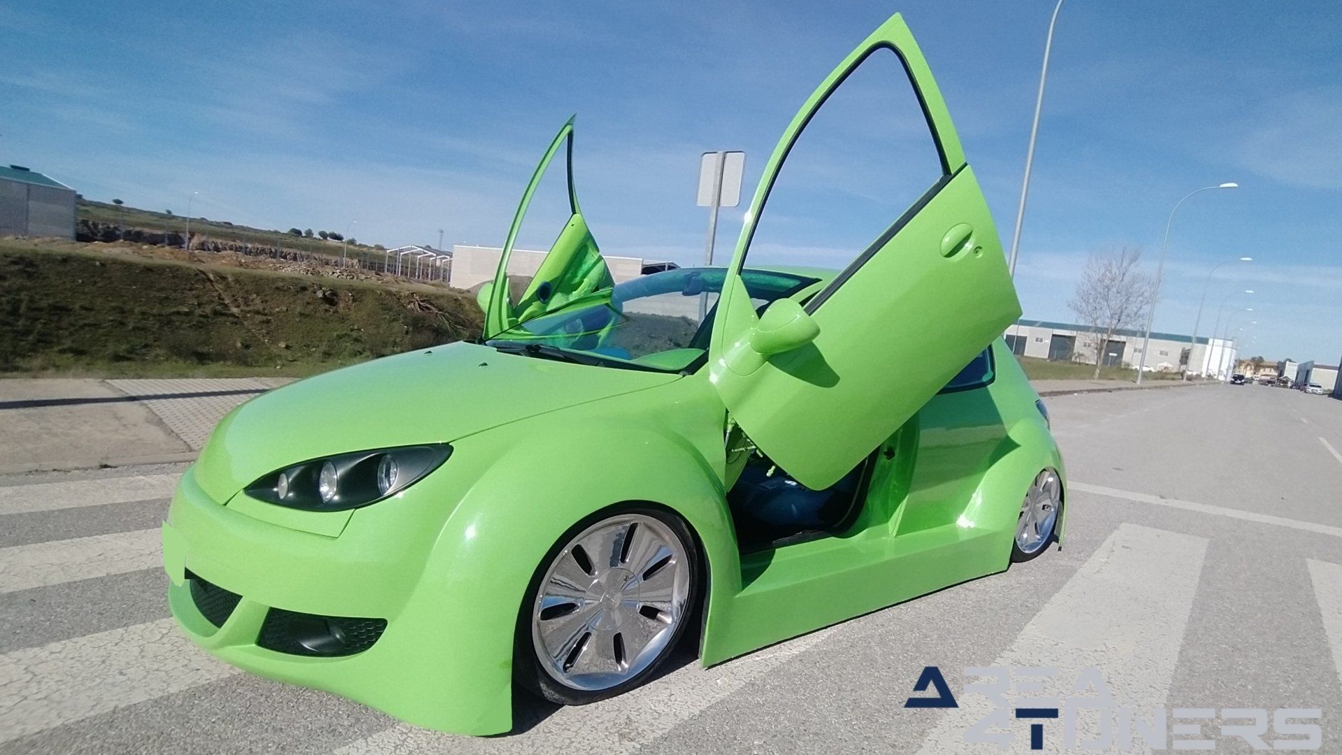 Imagen reportaje coche Tuning Peugeot 206 Mantis Imagen perteneciente al reportaje sobre coche Tuning, de la revista Area4tuners sobre un Peugeot 206