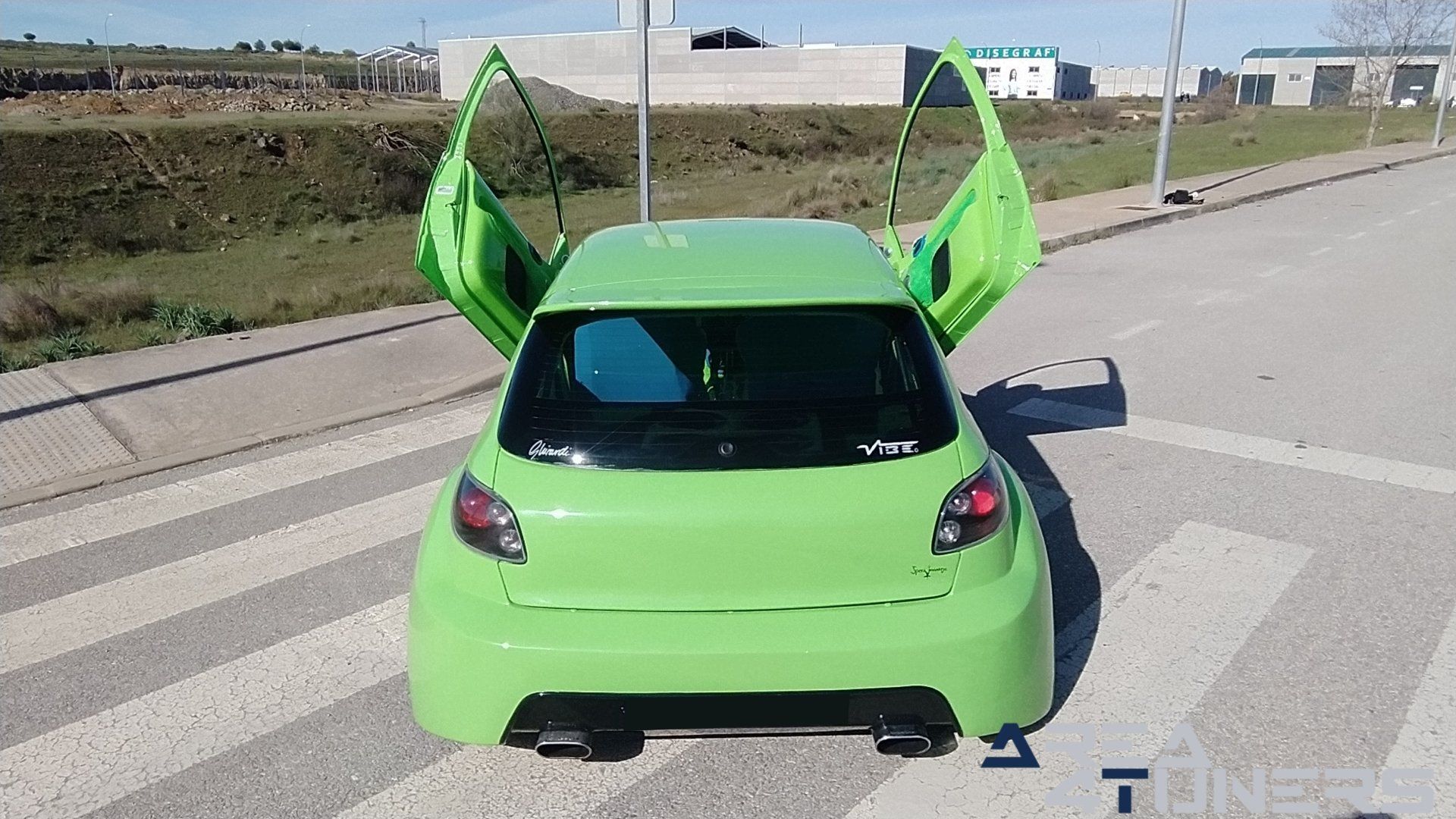 Imagen reportaje coche Tuning Peugeot 206 Mantis Imagen perteneciente al reportaje sobre coche Tuning, de la revista Area4tuners sobre un Peugeot 206