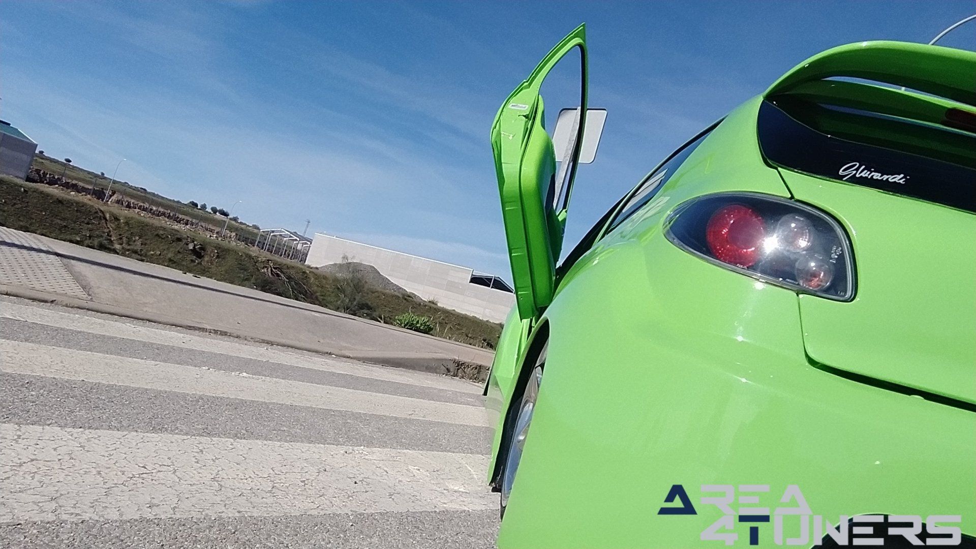 Imagen reportaje coche Tuning Peugeot 206 Mantis Imagen perteneciente al reportaje sobre coche Tuning, de la revista Area4tuners sobre un Peugeot 206