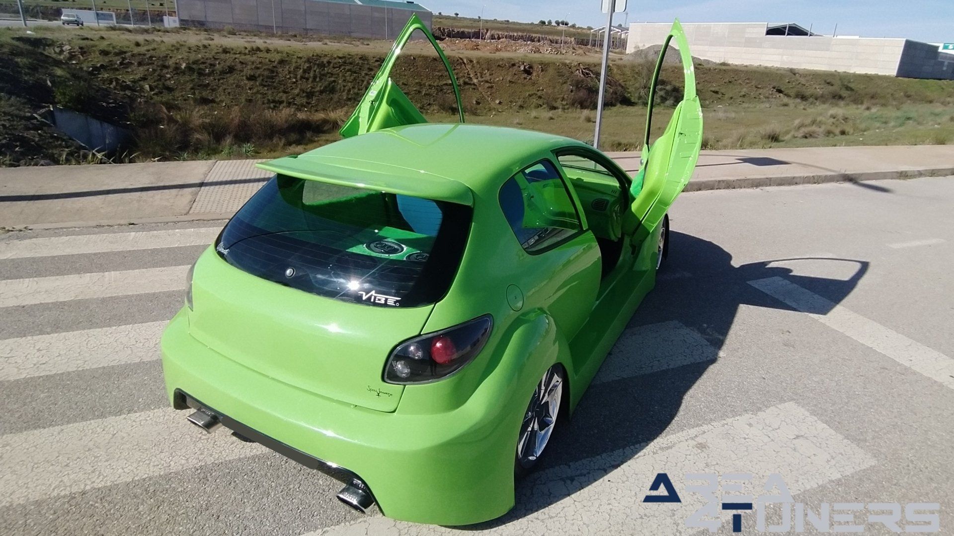 Imagen reportaje coche Tuning Peugeot 206 Mantis Imagen perteneciente al reportaje sobre coche Tuning, de la revista Area4tuners sobre un Peugeot 206