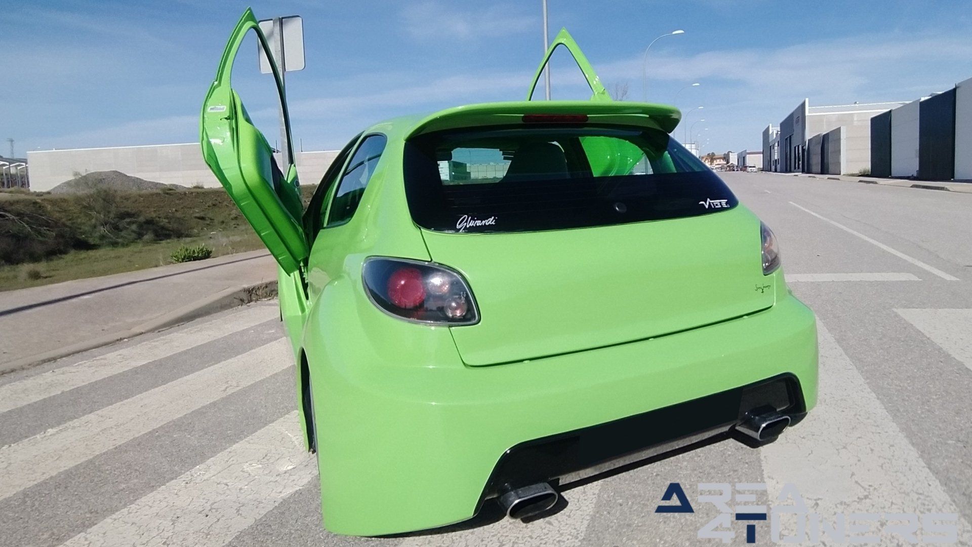Imagen reportaje coche Tuning Peugeot 206 Mantis Imagen perteneciente al reportaje sobre coche Tuning, de la revista Area4tuners sobre un Peugeot 206