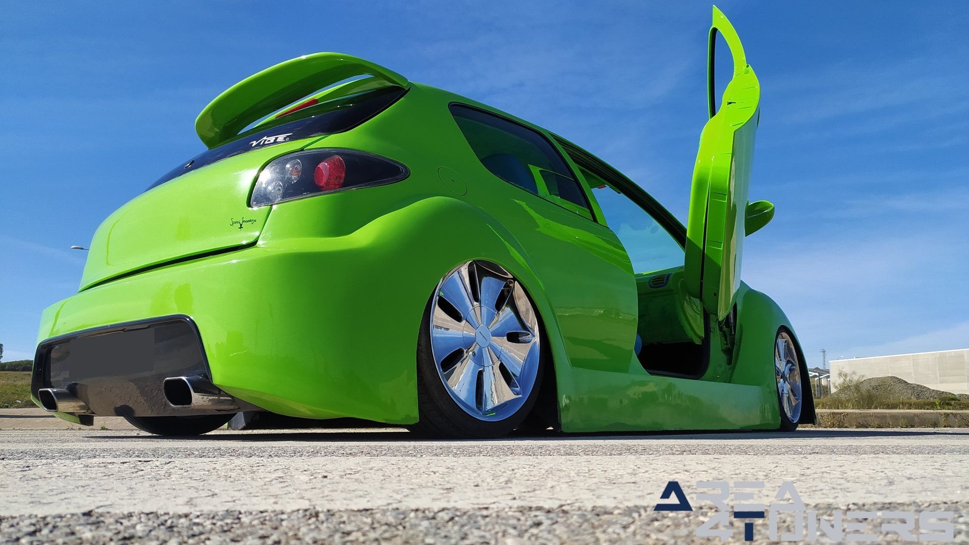 Imagen reportaje coche Tuning Peugeot 206 Mantis Imagen perteneciente al reportaje sobre coche Tuning, de la revista Area4tuners sobre un Peugeot 206