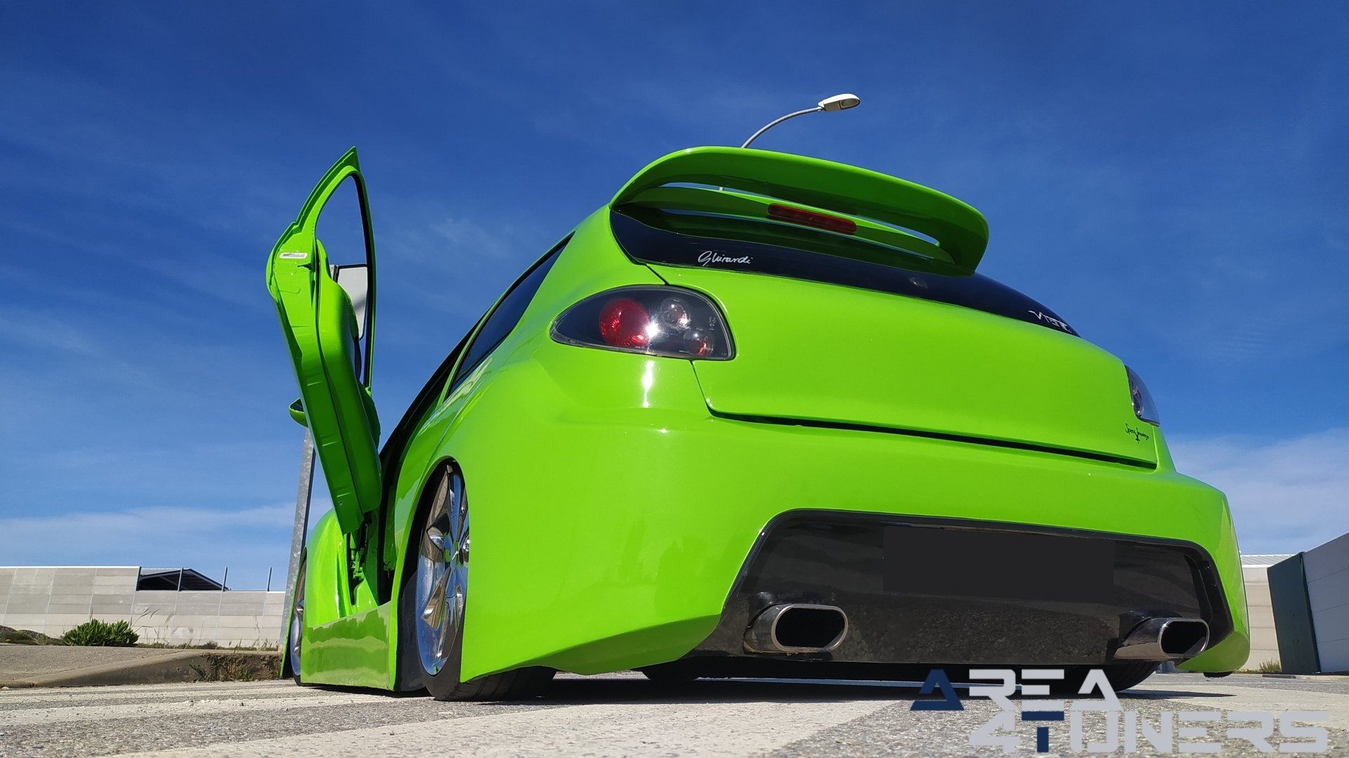 Imagen reportaje coche Tuning Peugeot 206 Mantis Imagen perteneciente al reportaje sobre coche Tuning, de la revista Area4tuners sobre un Peugeot 206