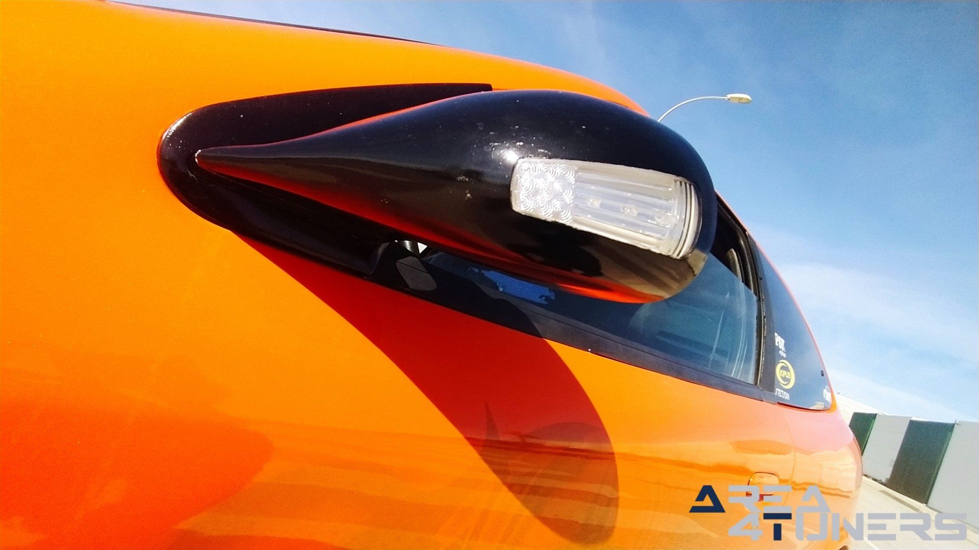 Imagen reportaje coche Tuning Citroën Xsara La Naranja Calavera DJ Imagen perteneciente al reportaje sobre coche Tuning, de la revista Area4tuners sobre un Citroën Xsara