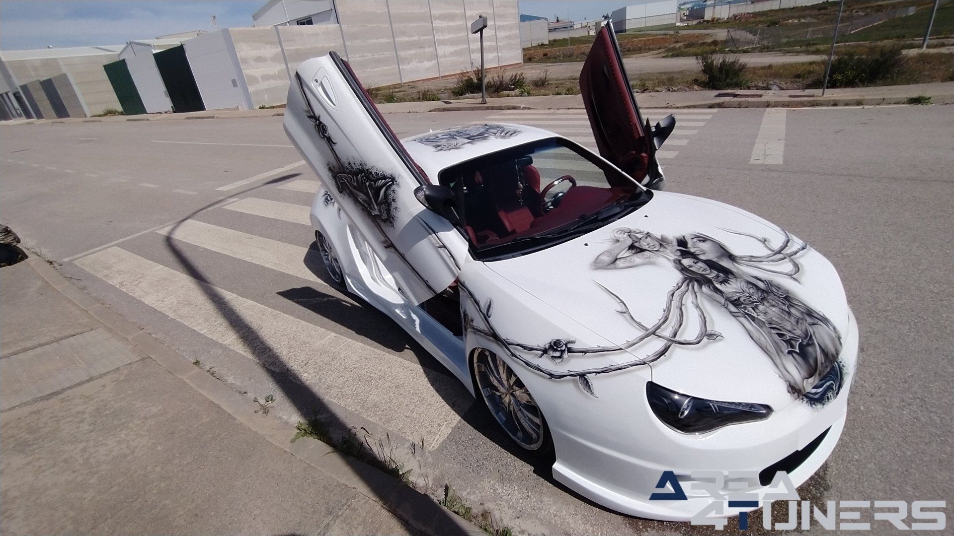 Imagen reportaje coche Tuning Hyundai Coupé White Rose Imagen perteneciente al reportaje sobre coche Tuning, de la revista Area4tuners sobre un Hyundai Coupé