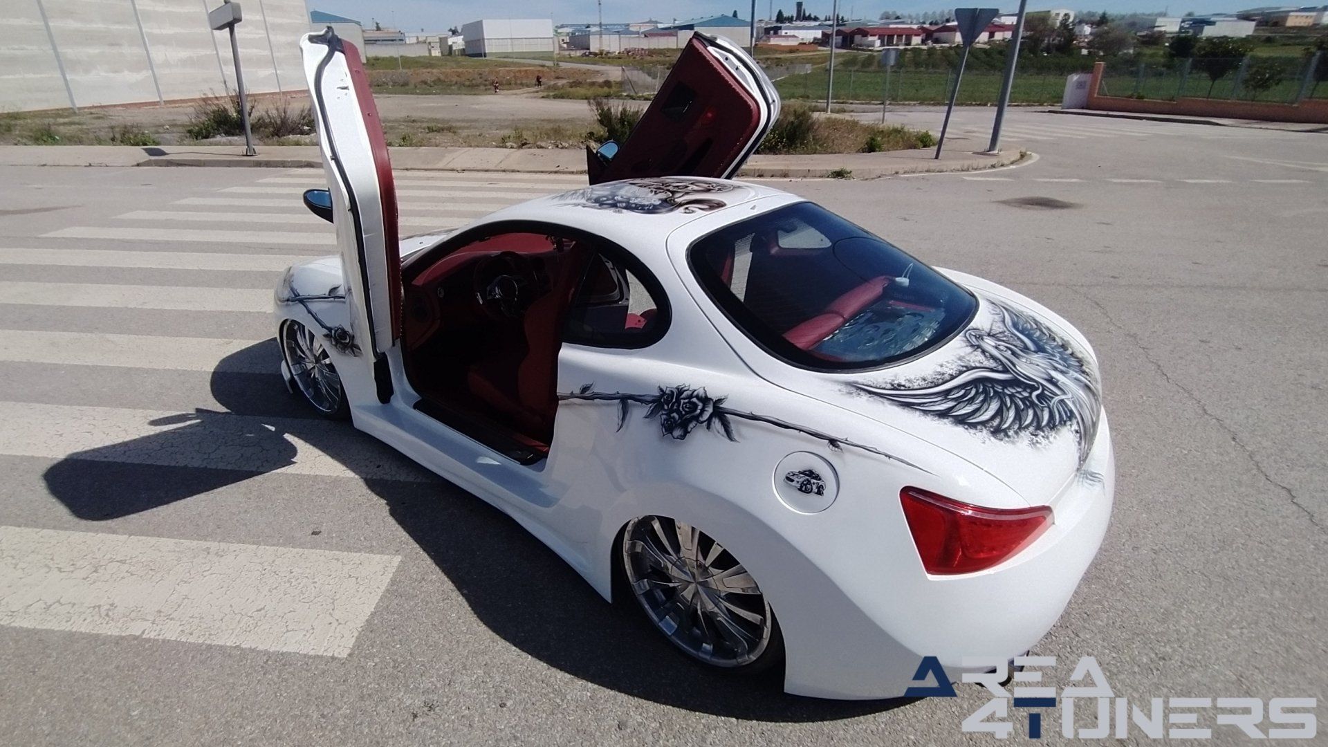 Imagen reportaje coche Tuning Hyundai Coupé White Rose Imagen perteneciente al reportaje sobre coche Tuning, de la revista Area4tuners sobre un Hyundai Coupé