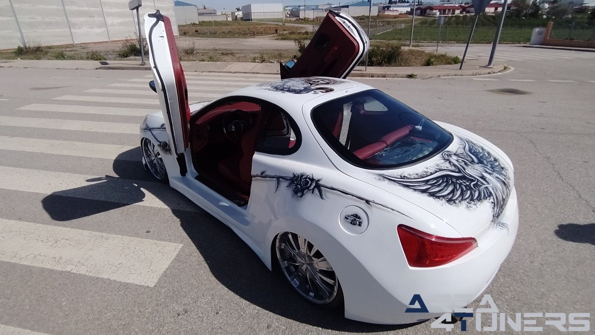 Imagen reportaje coche Tuning Hyundai Coupé White Rose Imagen perteneciente al reportaje sobre coche Tuning, de la revista Area4tuners sobre un Hyundai Coupé