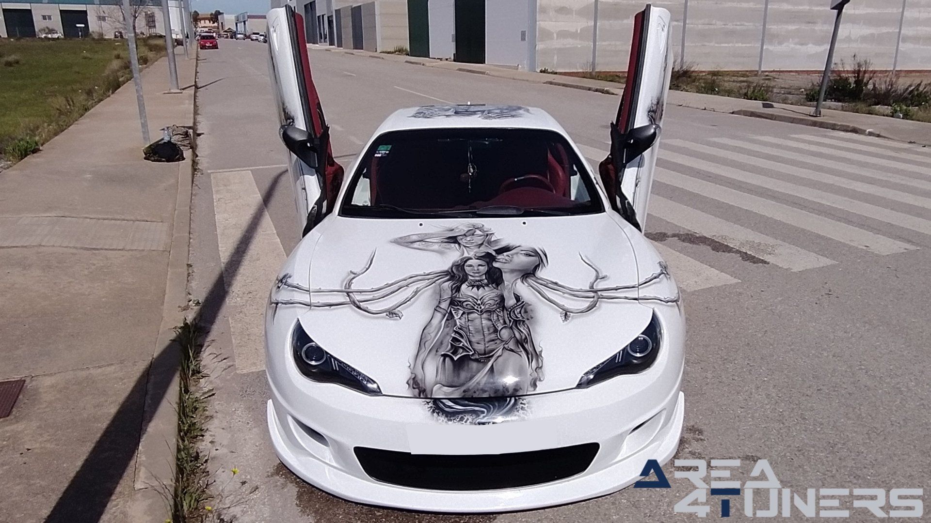 Imagen reportaje coche Tuning Hyundai Coupé White Rose Imagen perteneciente al reportaje sobre coche Tuning, de la revista Area4tuners sobre un Hyundai Coupé