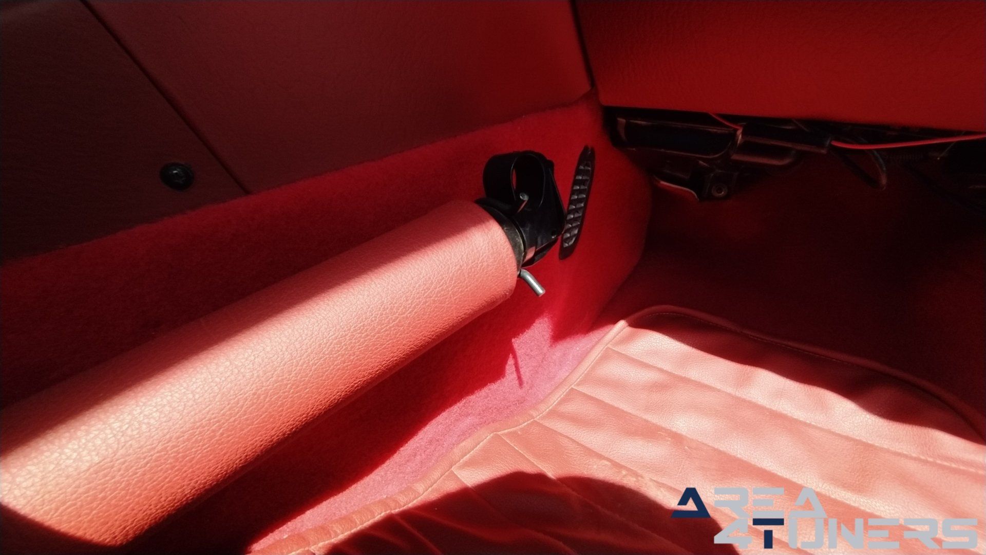 Imagen reportaje coche Tuning Hyundai Coupé White Rose Imagen perteneciente al reportaje sobre coche Tuning, de la revista Area4tuners sobre un Hyundai Coupé