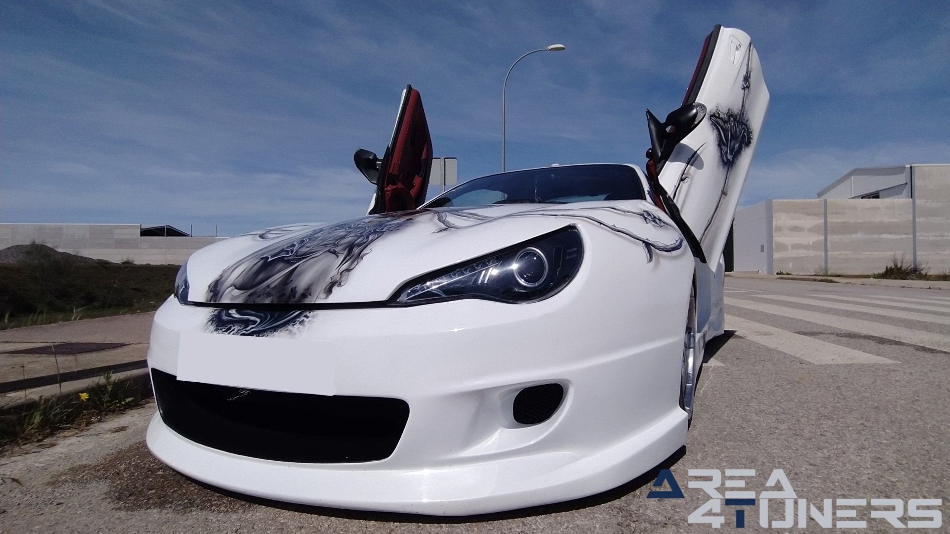 Imagen reportaje coche Tuning Hyundai Coupé White Rose Imagen perteneciente al reportaje sobre coche Tuning, de la revista Area4tuners sobre un Hyundai Coupé