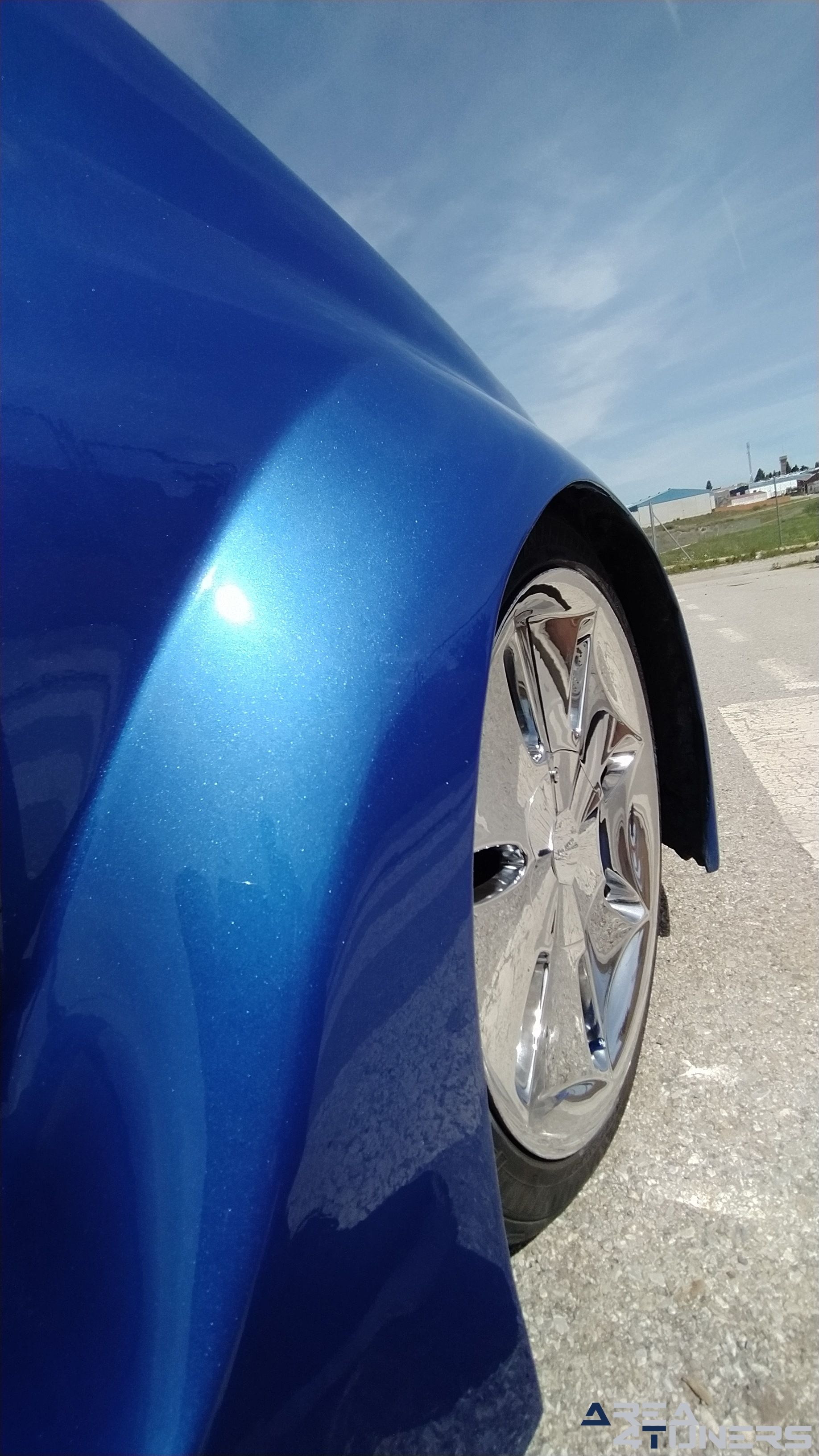 Imagen reportaje coche Tuning Peugeot 206 La Canica Azul Imagen perteneciente al reportaje de coche Tuning, de la revista Area4tuners sobre un Peugeot 206