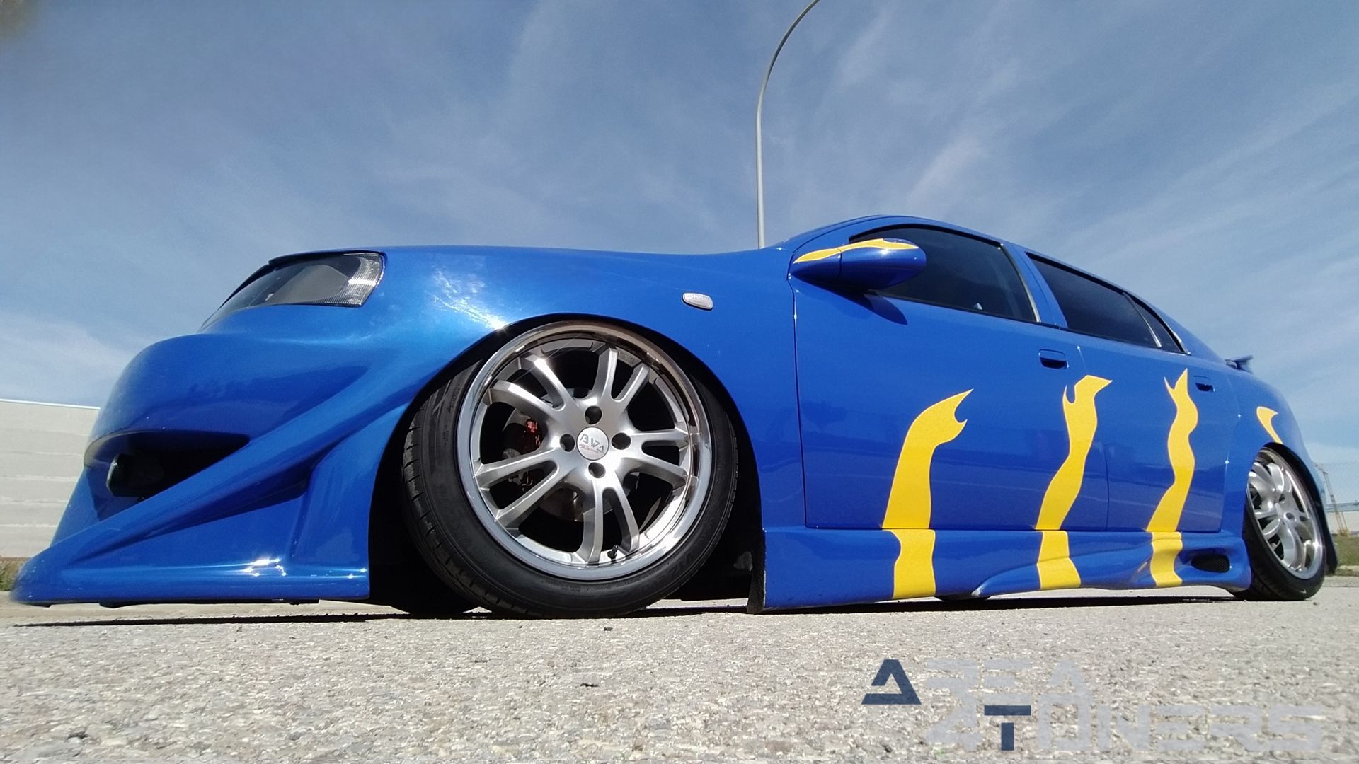 Imagen reportaje coche Tuning Opel Astra Tuneart Imagen perteneciente al reportaje de coche Tuning, de la revista Area4tuners sobre un Opel Astra