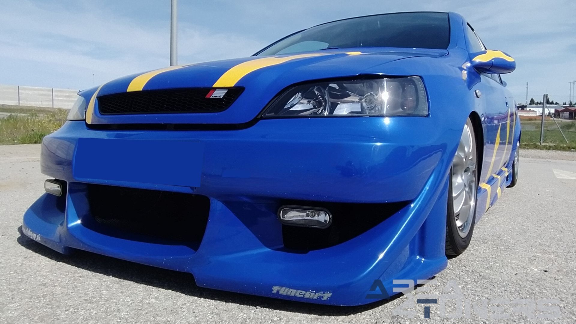 Imagen reportaje coche Tuning Opel Astra Tuneart Imagen perteneciente al reportaje de coche Tuning, de la revista Area4tuners sobre un Opel Astra