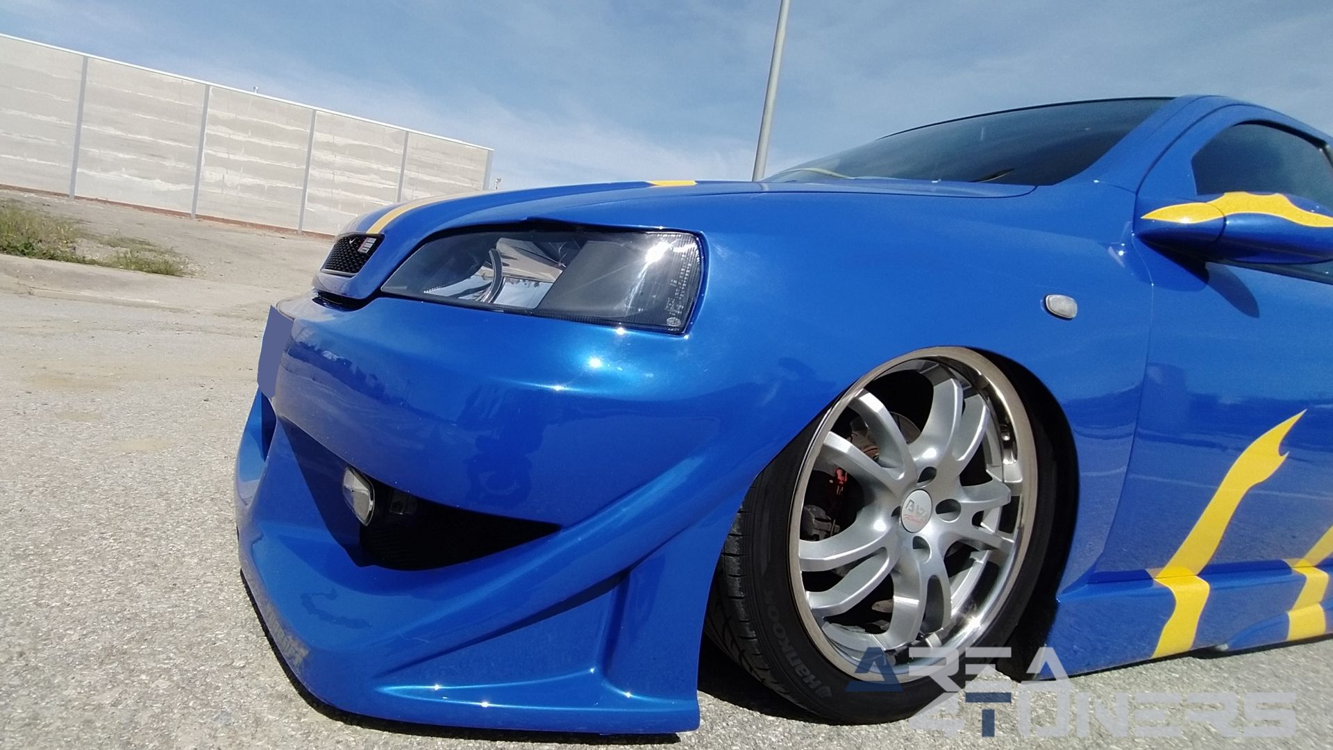 Imagen reportaje coche Tuning Opel Astra Tuneart Imagen perteneciente al reportaje de coche Tuning, de la revista Area4tuners sobre un Opel Astra