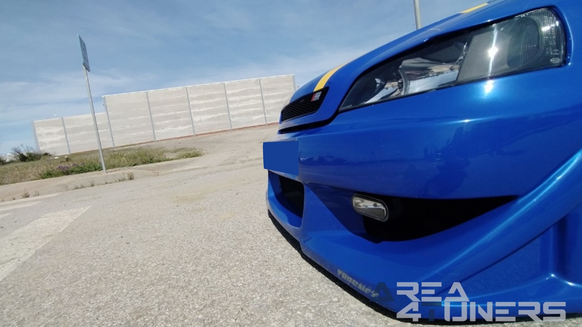 Imagen reportaje coche Tuning Opel Astra Tuneart Imagen perteneciente al reportaje de coche Tuning, de la revista Area4tuners sobre un Opel Astra