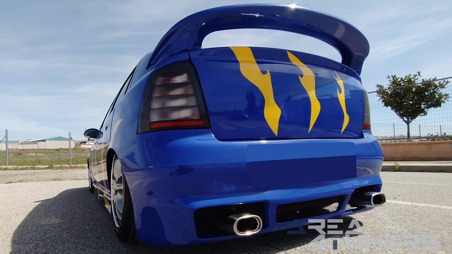 Imagen reportaje coche Tuning Opel Astra Tuneart Imagen perteneciente al reportaje de coche Tuning, de la revista Area4tuners sobre un Opel Astra