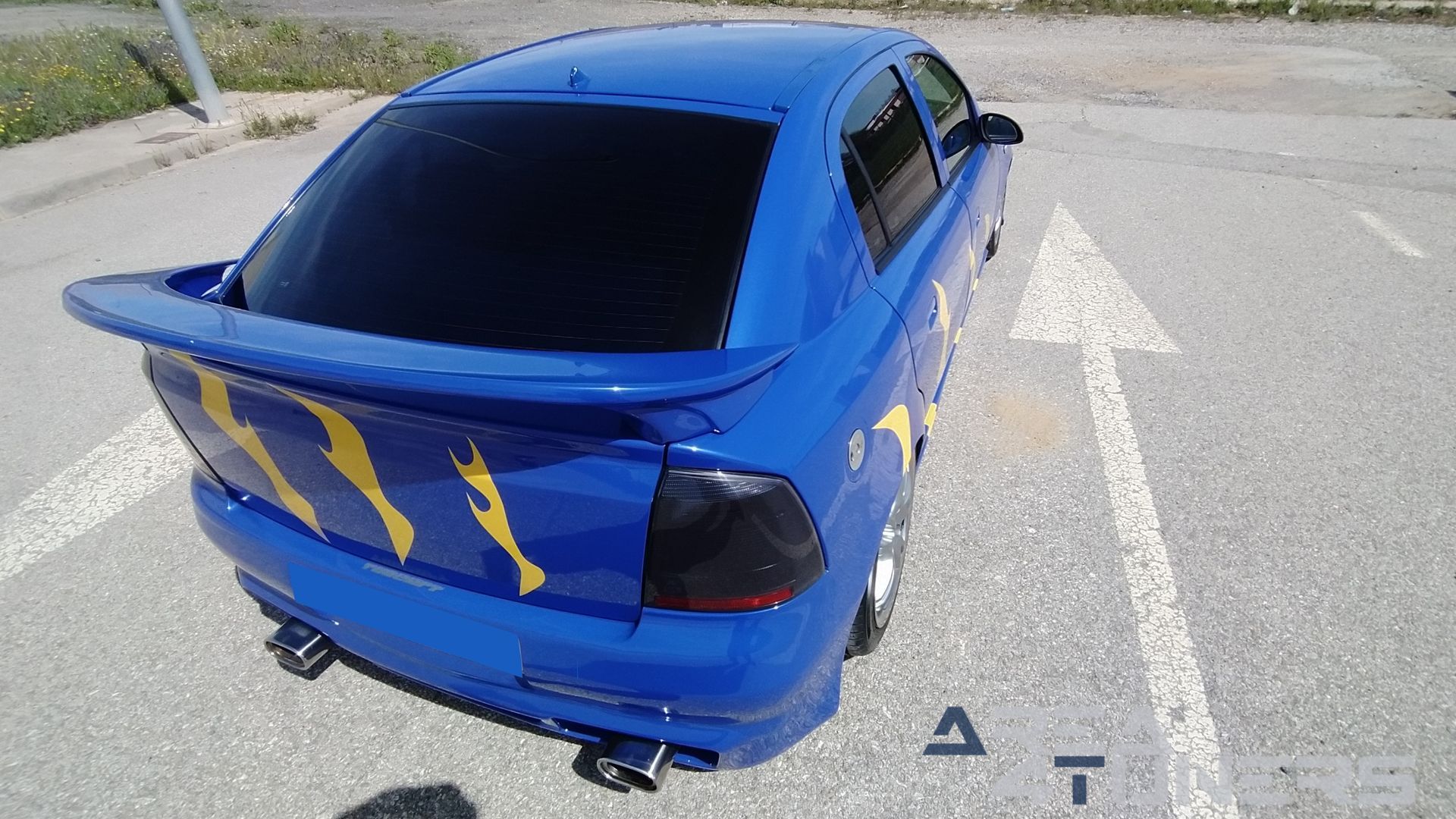 Imagen reportaje coche Tuning Opel Astra Tuneart Imagen perteneciente al reportaje de coche Tuning, de la revista Area4tuners sobre un Opel Astra