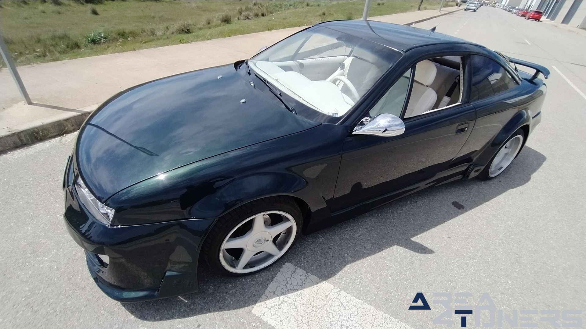 Imagen reportaje coche Tuning Opel Calibra Alligator Imagen perteneciente al reportaje de coche Tuning, de la revista Area4tuners sobre un Opel Calibra