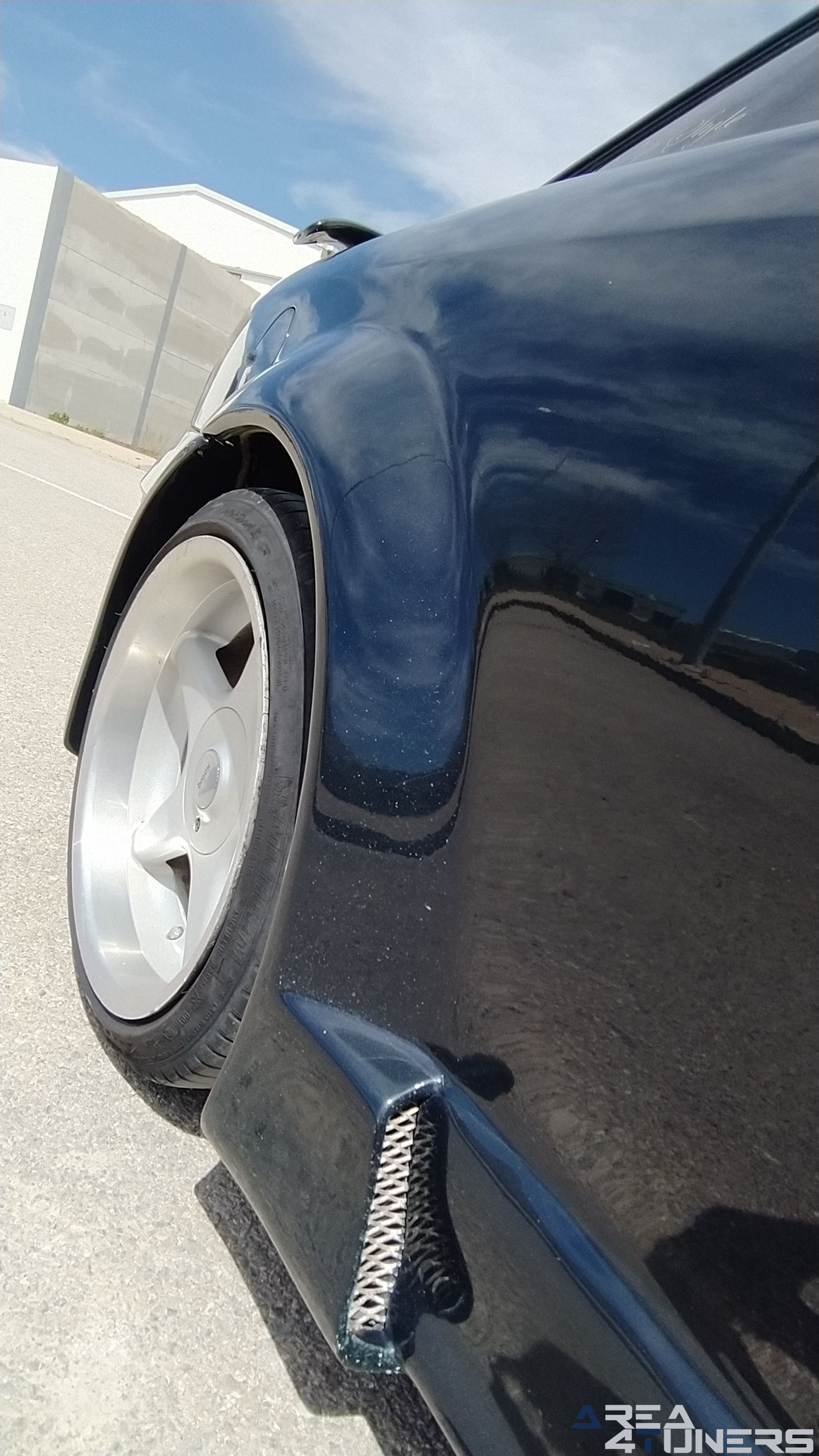 Imagen reportaje coche Tuning Opel Calibra Alligator Imagen perteneciente al reportaje de coche Tuning, de la revista Area4tuners sobre un Opel Calibra