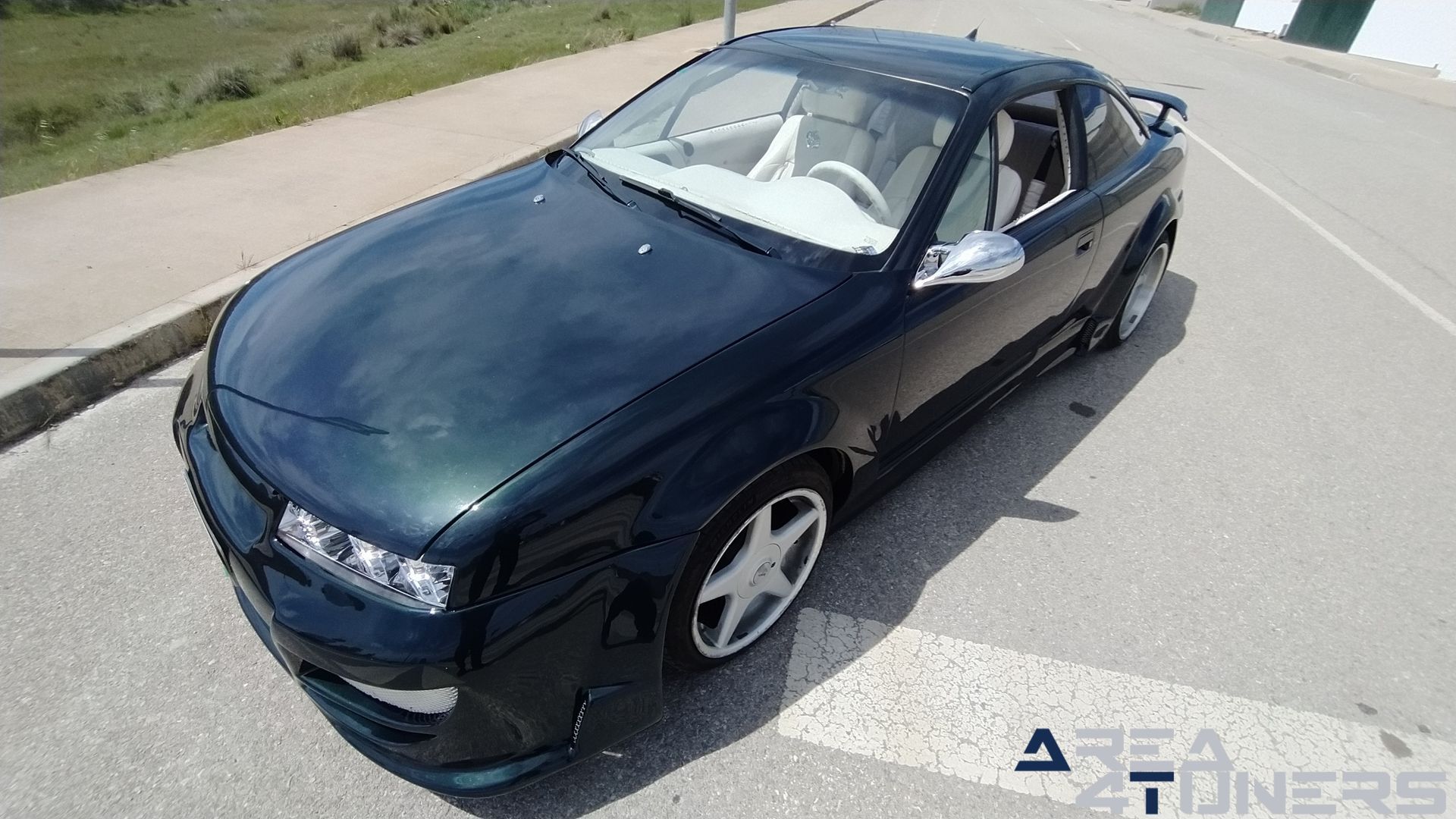 Imagen reportaje coche Tuning Opel Calibra Alligator Imagen perteneciente al reportaje de coche Tuning, de la revista Area4tuners sobre un Opel Calibra