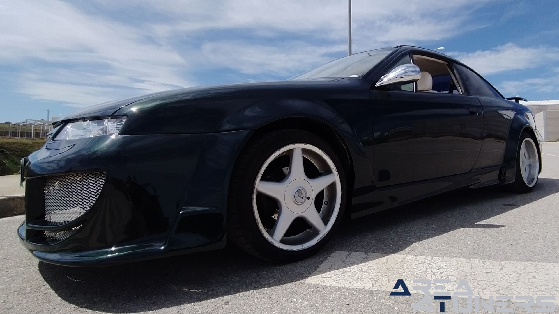 Imagen reportaje coche Tuning Opel Calibra Alligator Imagen perteneciente al reportaje de coche Tuning, de la revista Area4tuners sobre un Opel Calibra