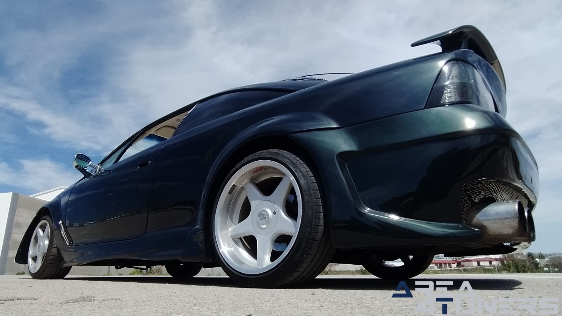 Imagen reportaje coche Tuning Opel Calibra Alligator Imagen perteneciente al reportaje de coche Tuning, de la revista Area4tuners sobre un Opel Calibra