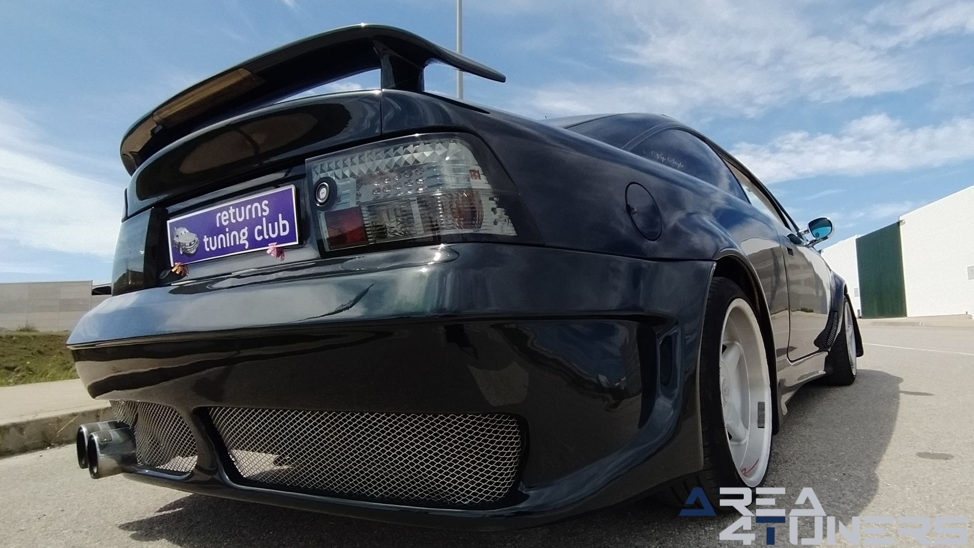 Imagen reportaje coche Tuning Opel Calibra Alligator Imagen perteneciente al reportaje de coche Tuning, de la revista Area4tuners sobre un Opel Calibra