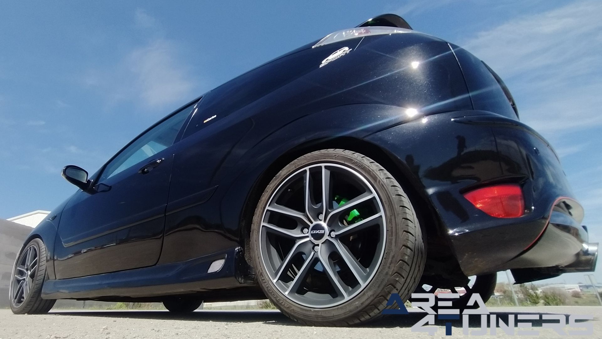 Imagen reportaje coche Tuning Ford Focus Venom Imagen perteneciente al reportaje de coche Tuning, de la revista Area4tuners sobre un Ford Focus