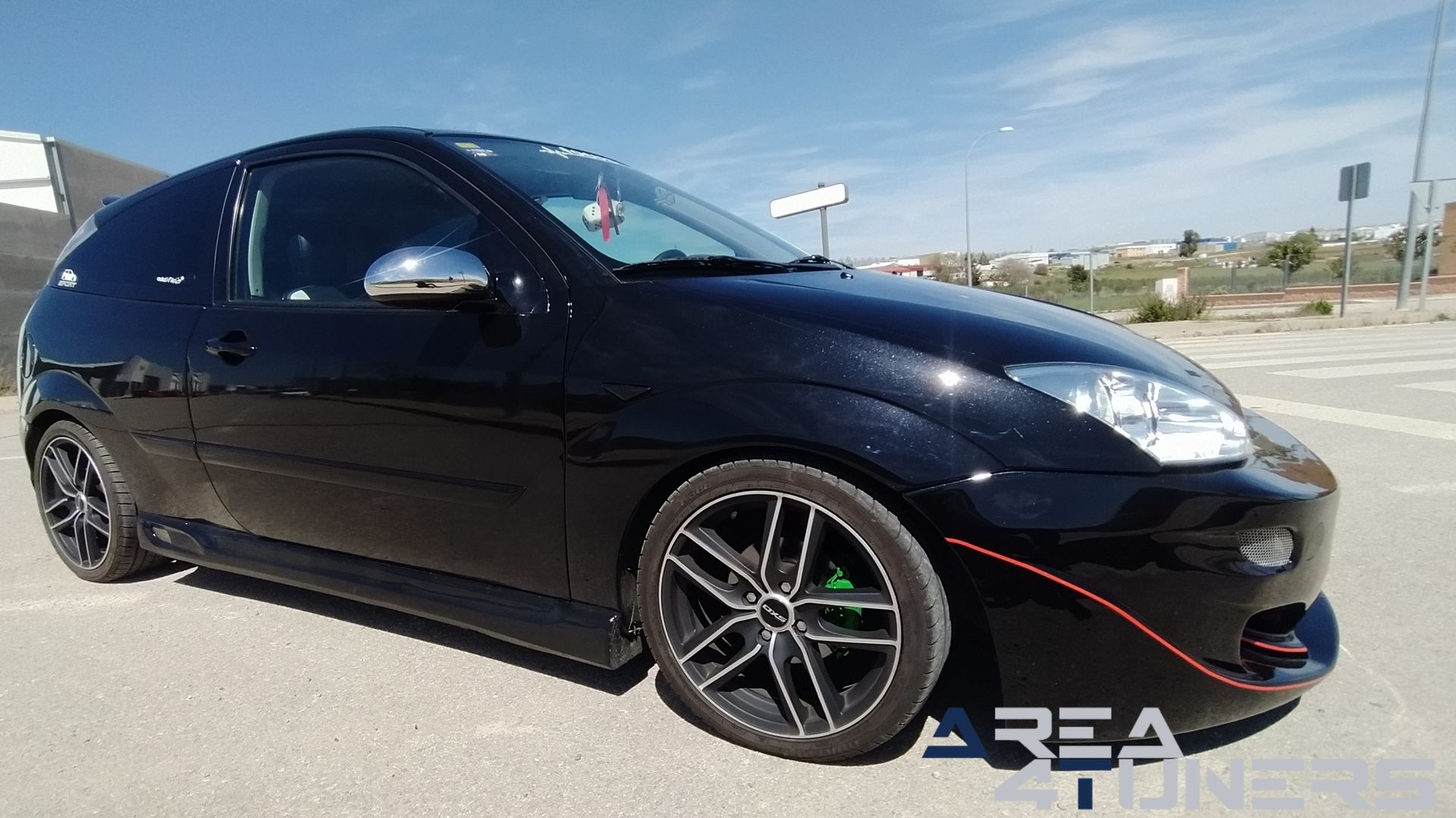 Imagen reportaje coche Tuning Ford Focus Venom Imagen perteneciente al reportaje de coche Tuning, de la revista Area4tuners sobre un Ford Focus