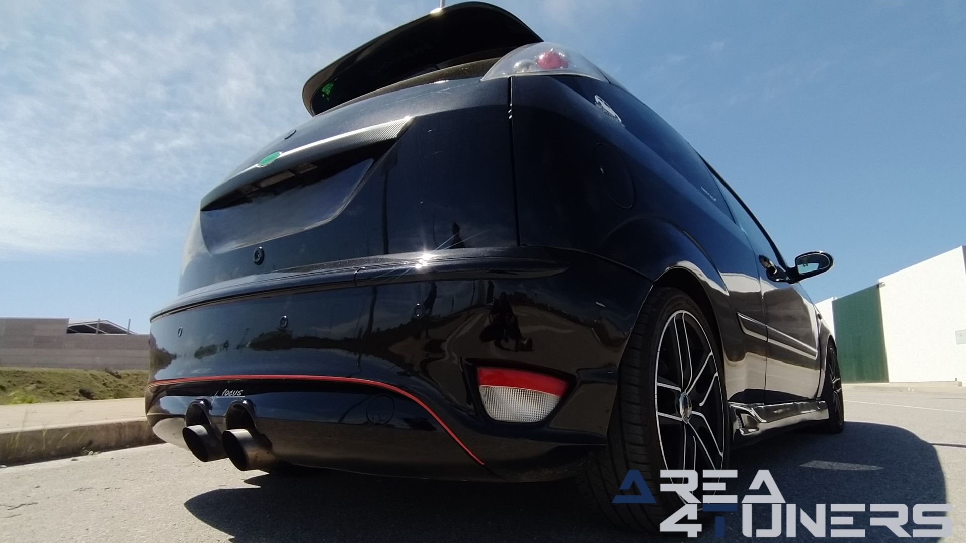 Imagen reportaje coche Tuning Ford Focus Venom Imagen perteneciente al reportaje de coche Tuning, de la revista Area4tuners sobre un Ford Focus