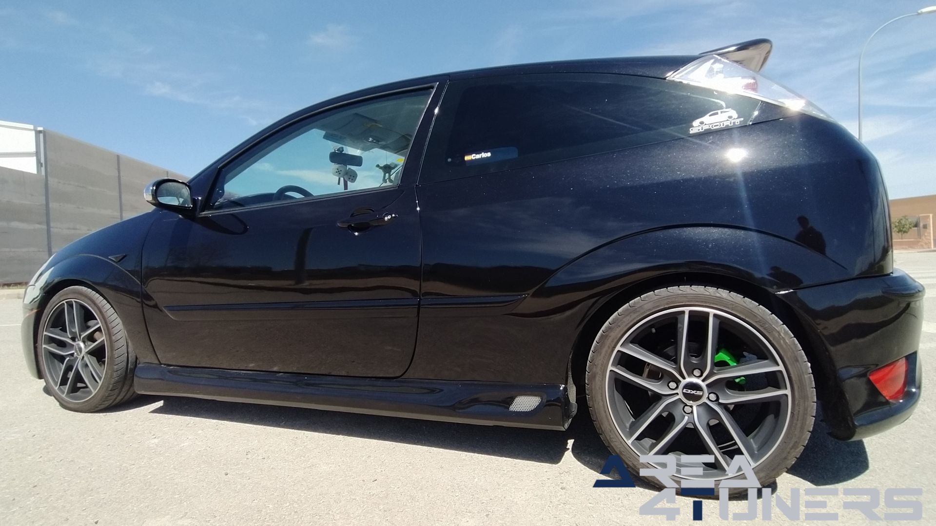 Imagen reportaje coche Tuning Ford Focus Venom Imagen perteneciente al reportaje de coche Tuning, de la revista Area4tuners sobre un Ford Focus
