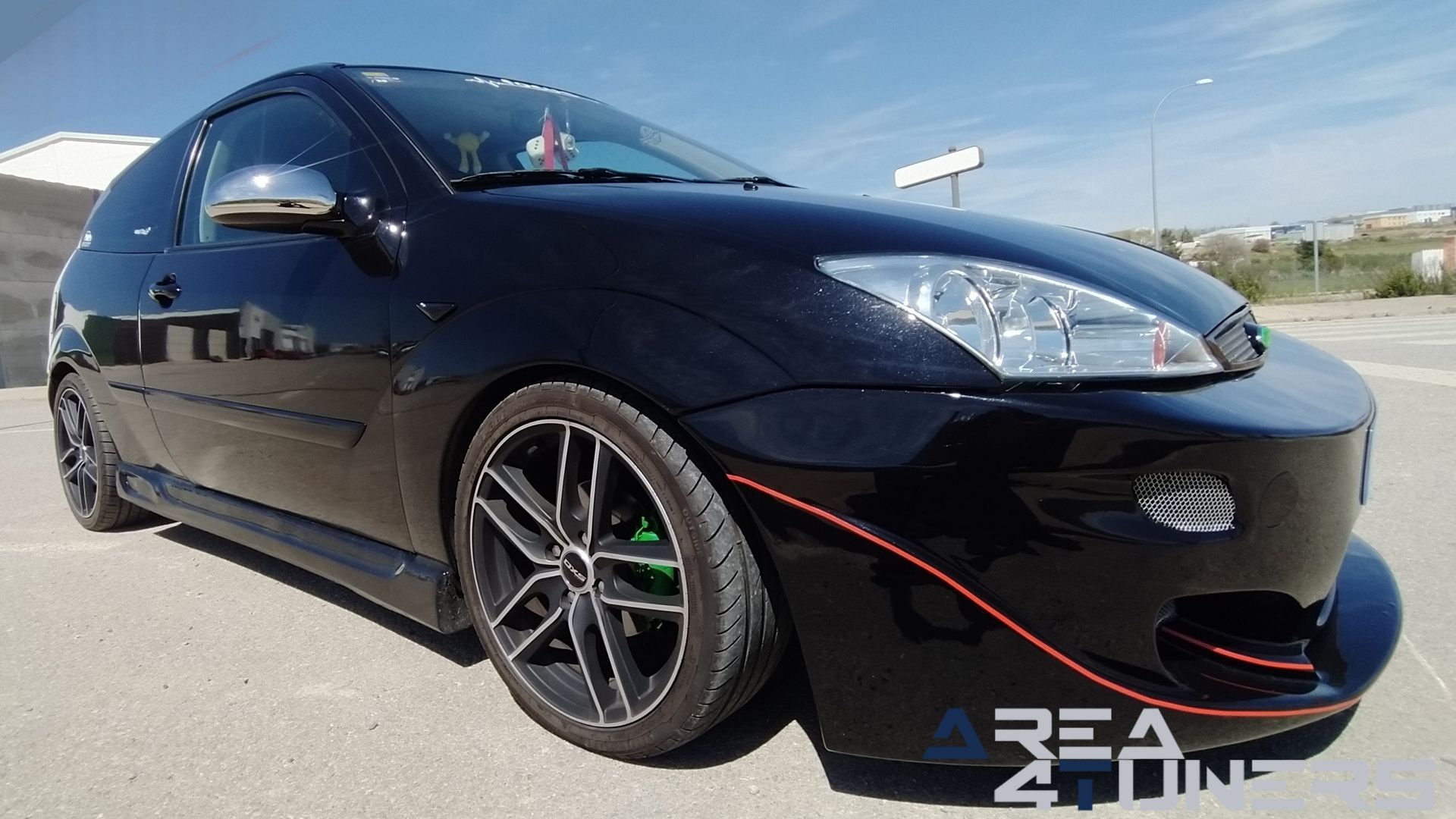 Imagen reportaje coche Tuning Ford Focus Venom Imagen perteneciente al reportaje de coche Tuning, de la revista Area4tuners sobre un Ford Focus