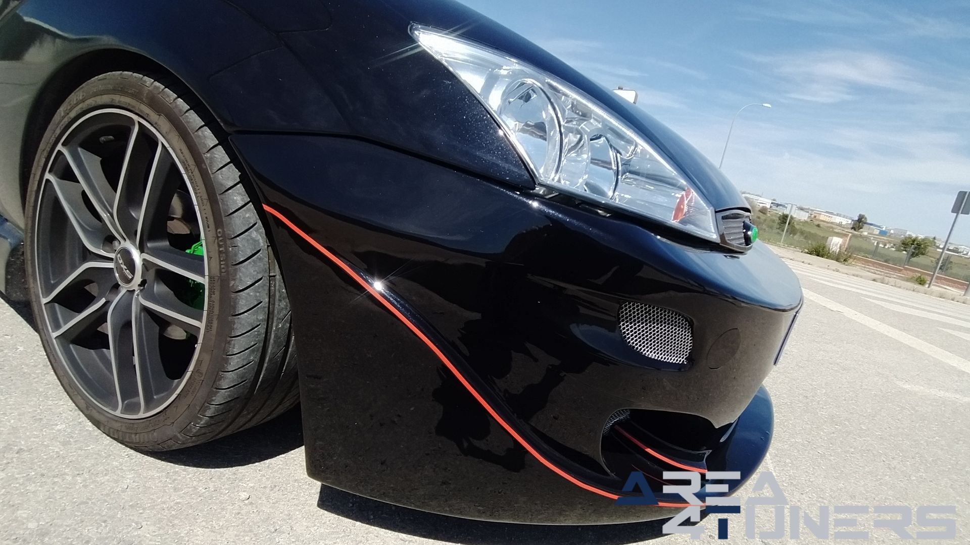 Imagen reportaje coche Tuning Ford Focus Venom Imagen perteneciente al reportaje de coche Tuning, de la revista Area4tuners sobre un Ford Focus