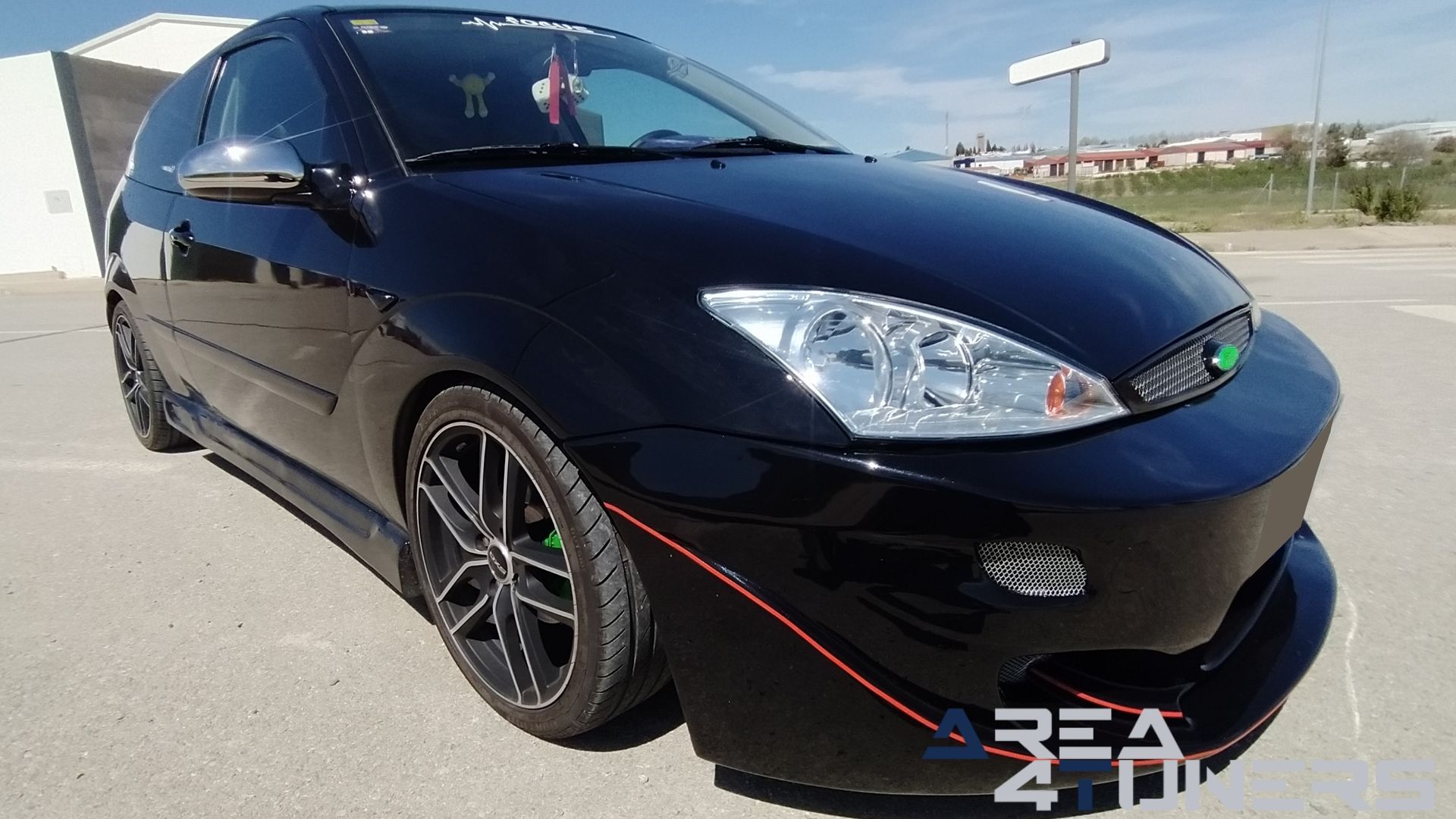 Imagen reportaje coche Tuning Ford Focus Venom Imagen perteneciente al reportaje de coche Tuning, de la revista Area4tuners sobre un Ford Focus